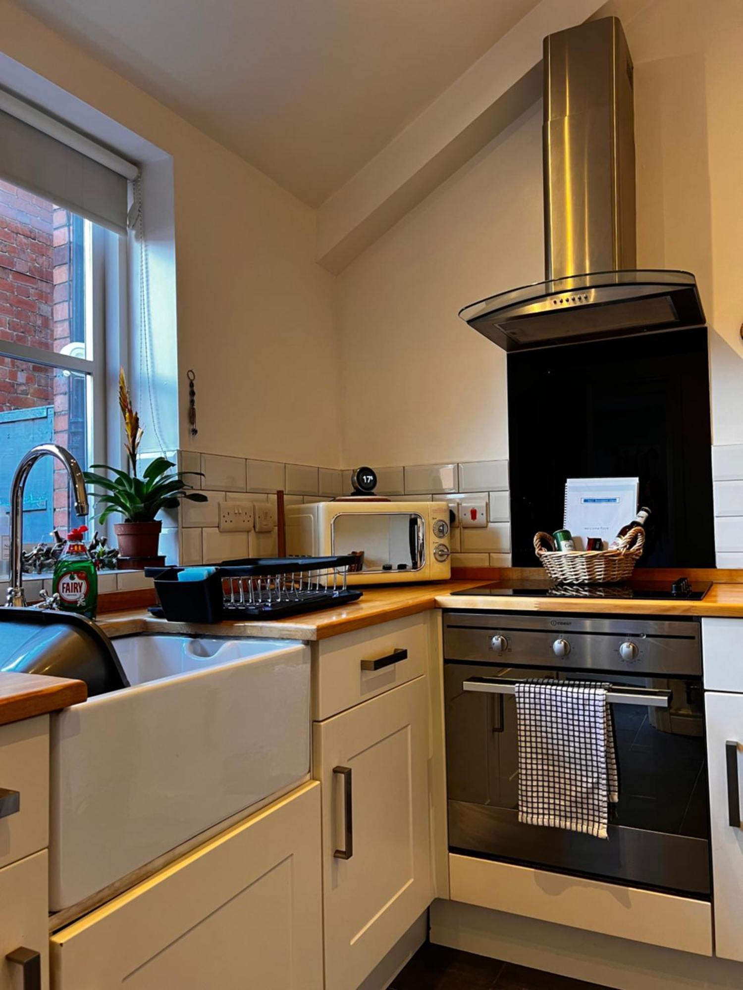 Cartref - Fully Equipped And Stunning Town Flat Apartment Shrewsbury Ngoại thất bức ảnh