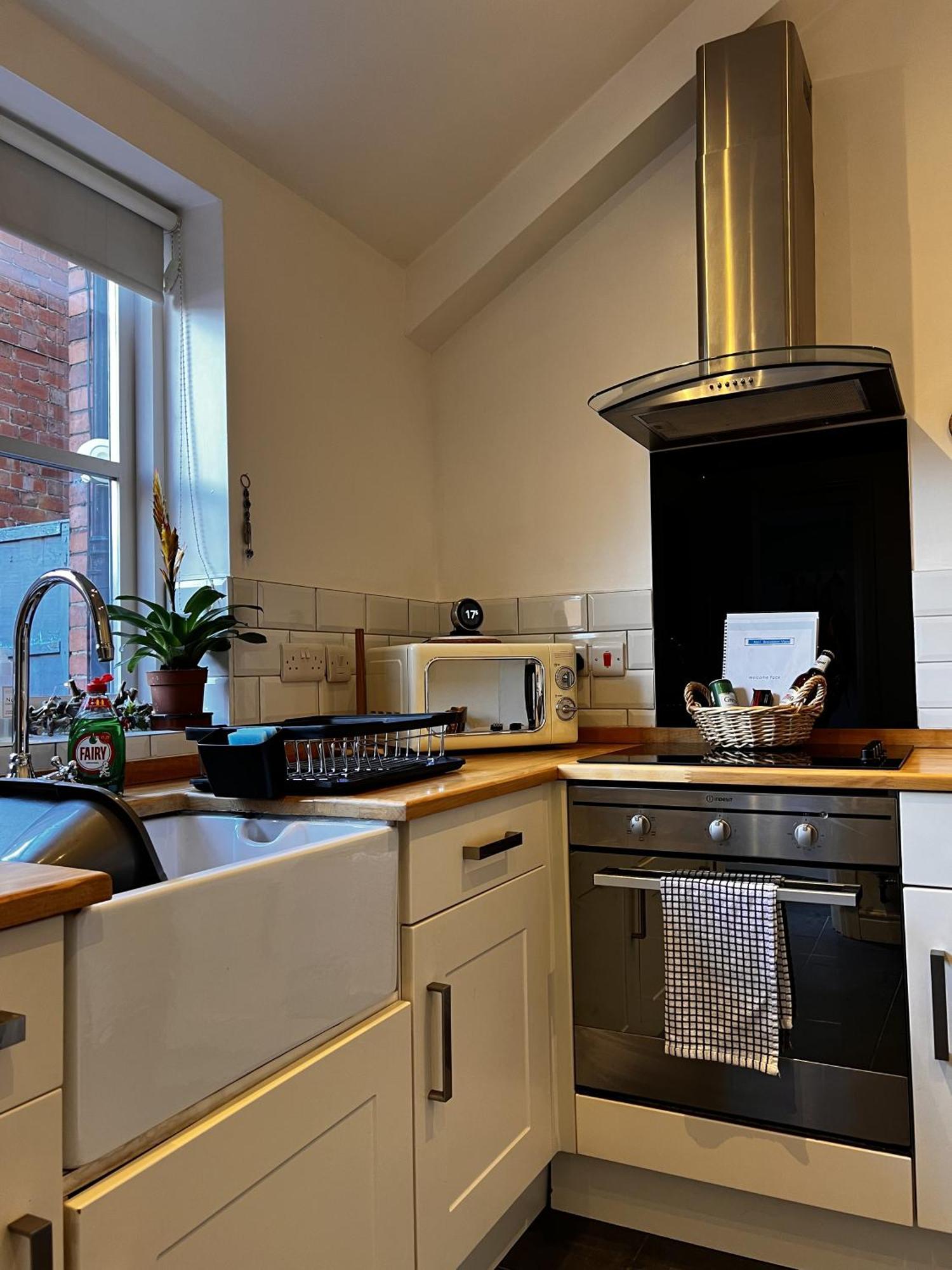Cartref - Fully Equipped And Stunning Town Flat Apartment Shrewsbury Ngoại thất bức ảnh